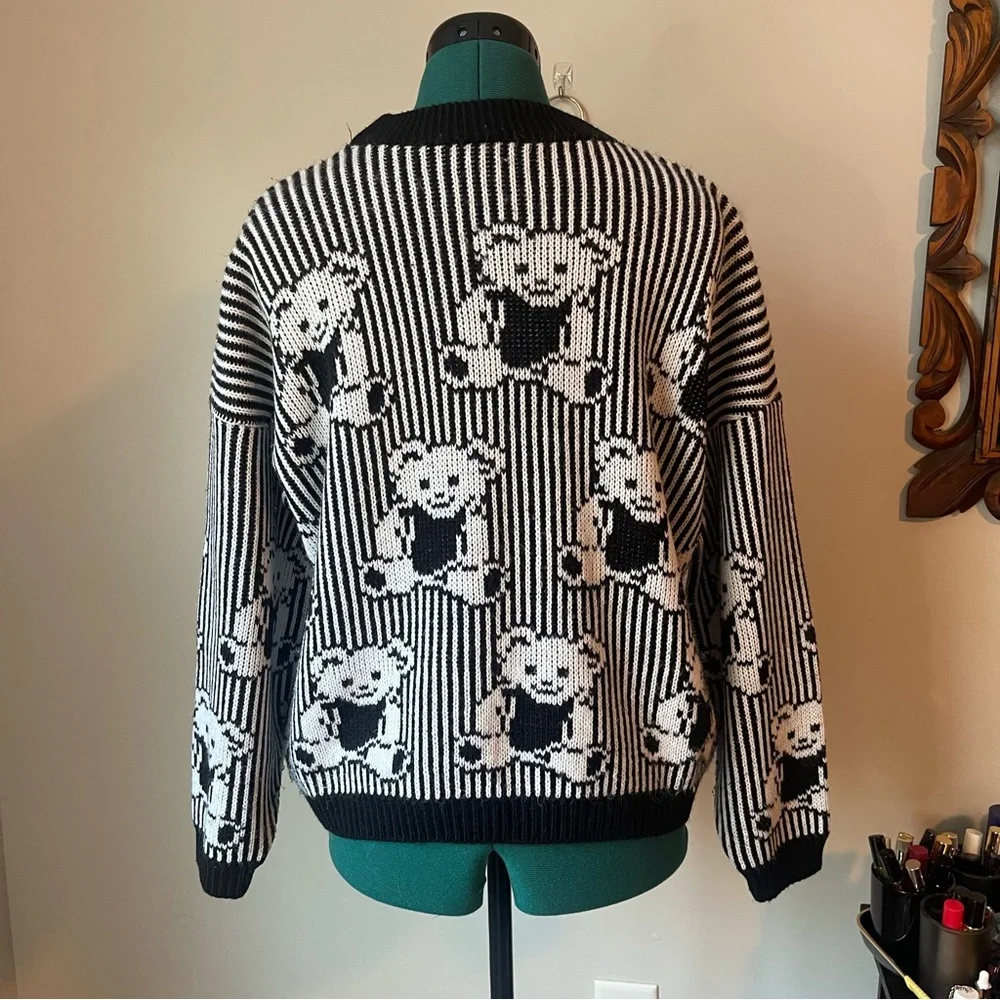 80s Teddy Bear Sweater S-M - Picture 8 of 8